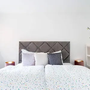 https://el-gigante.find-berlin-hotels.com