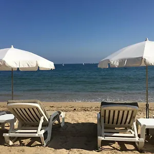 https://jardins-du-port-les-issambres-meuble-de-tourisme-4.fr-provencehotel.com